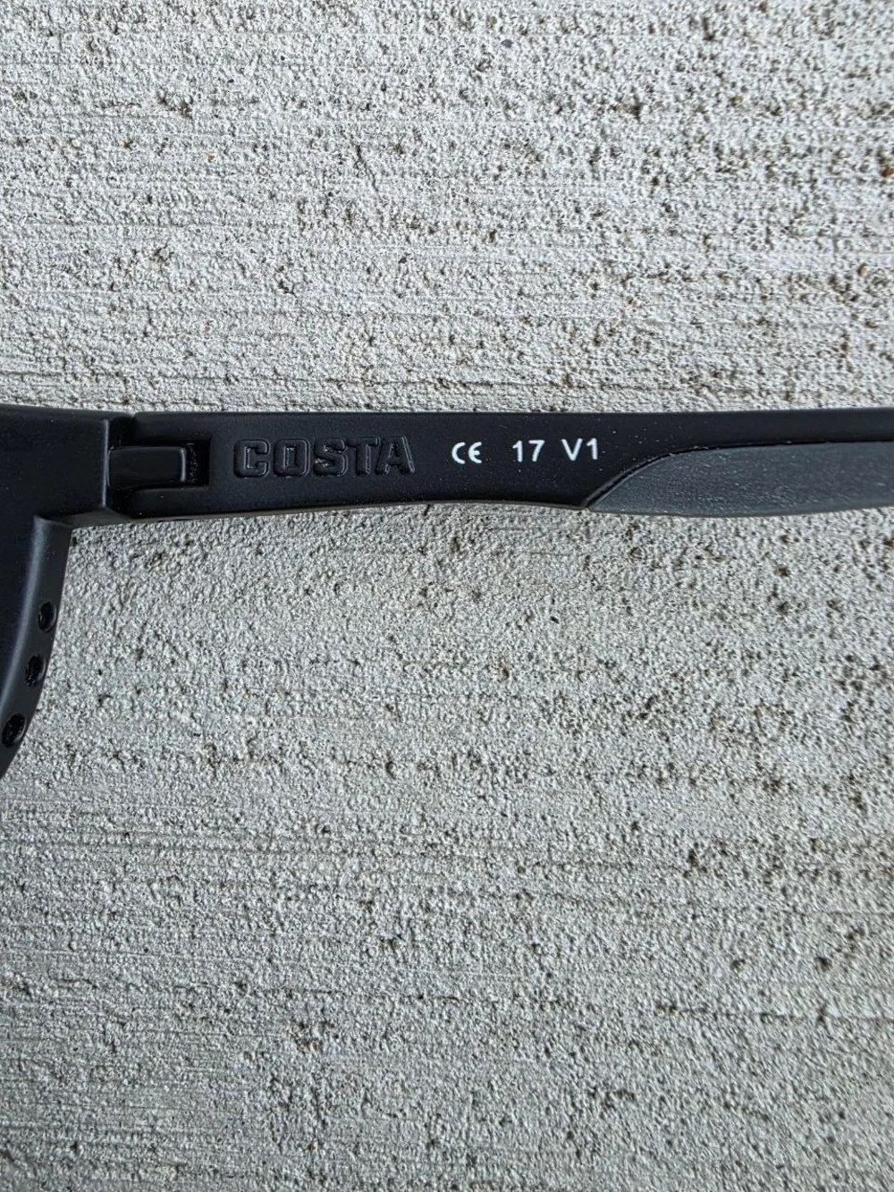 Costa Del Mar Fathom FA11 Blue Mirror Polarized Sunglasses Black w/ Cork Case